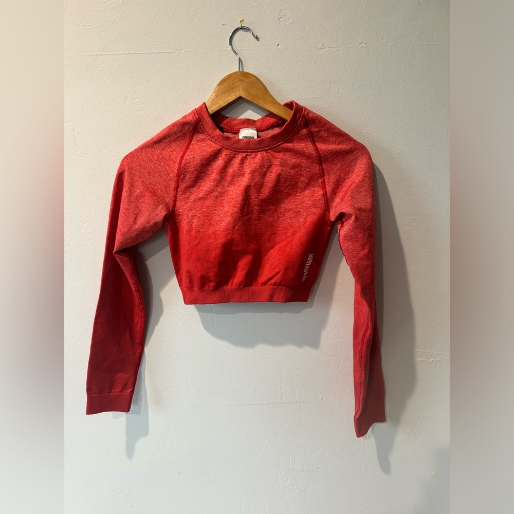 Gym Shark Crop Top Synched Back